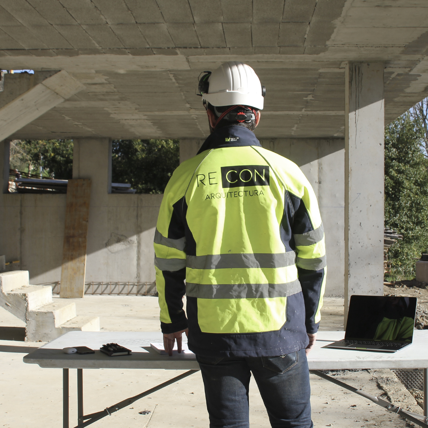 Recon Arquitectura es un estudio situado en Getxo, Bizkaia, y dedicado a las viviendas unifamiliares y colectivas, casa, obra nueva y rehabilitación